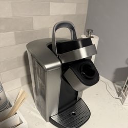 Keurig K-Elite Single Serve K-Cup Pod Coffee Maker, with Strength and Temperature Control, Iced Coffee Capability, 8 to 12oz Brew Size, Programmable, 