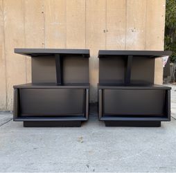 Gorgeous black Mid century pair of nightstands