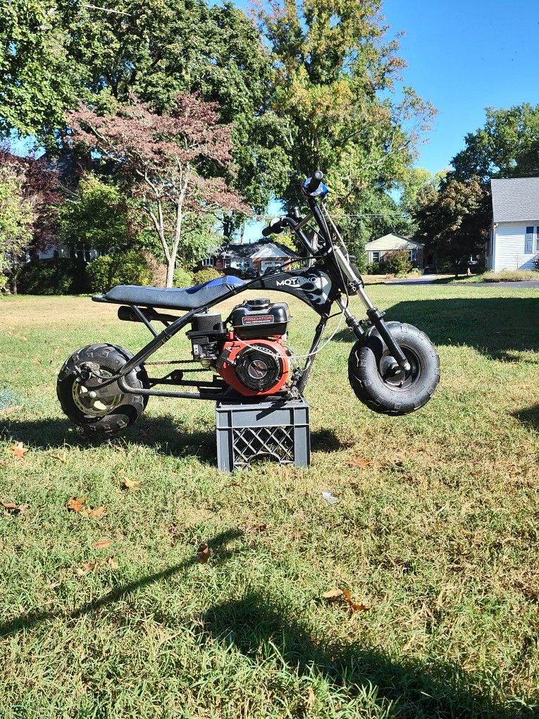 Custom Moto Vox