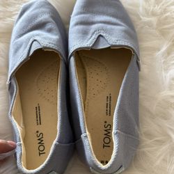 Toms 