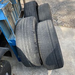 Michelin LT285/60/R20 $10 OBO!