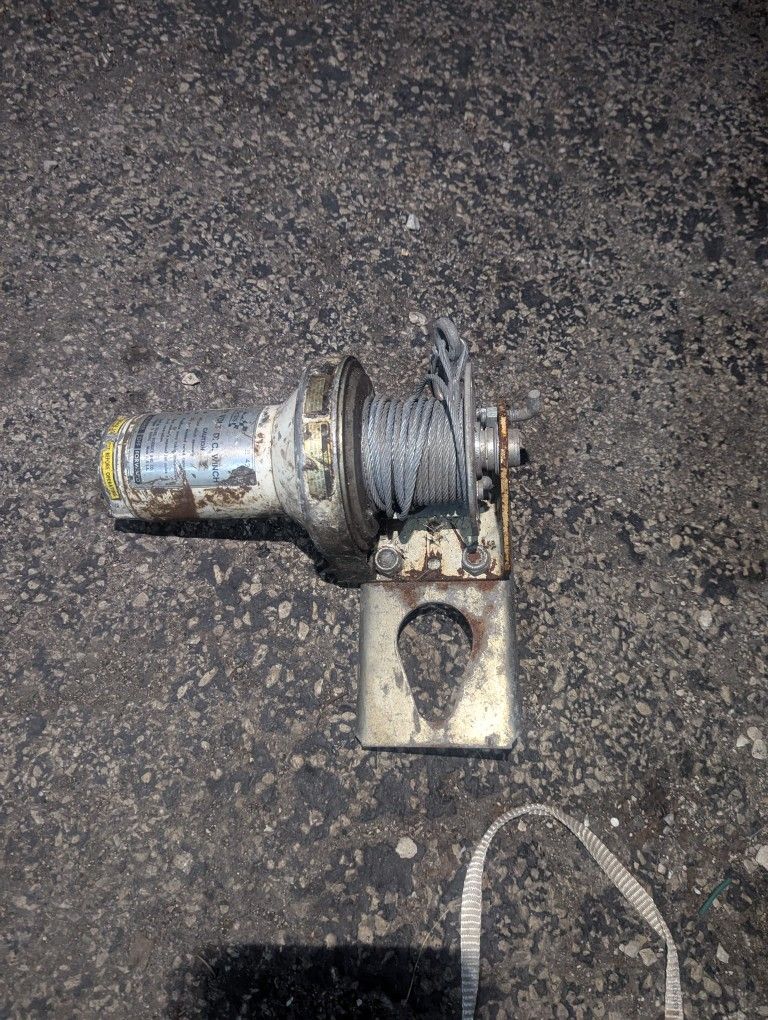 12 Volt DC Winch no switch wire direct to the motor work great