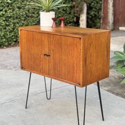 Danish Modern Mid Century MCM Record Cabinet Media Shelf Credenza
