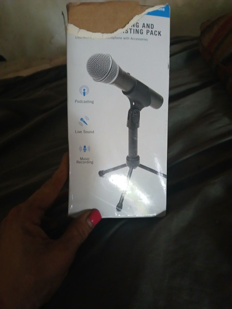 Microphone