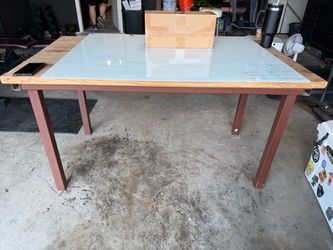 Wood work bench
