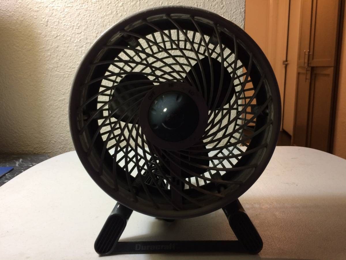 Duracraft® DT-70 Series DT-73 8" 2-Speed Personal Fan (White/Black) for Sale