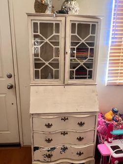 Free cabinet