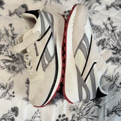 Reebok Classic Lace-Up