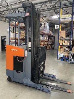 Toyota Electric Forklift