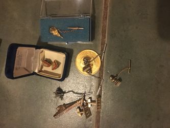vintage tie tack/pin and cuff links lot