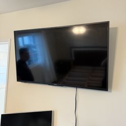 Flat Screen TV – Works Perfect