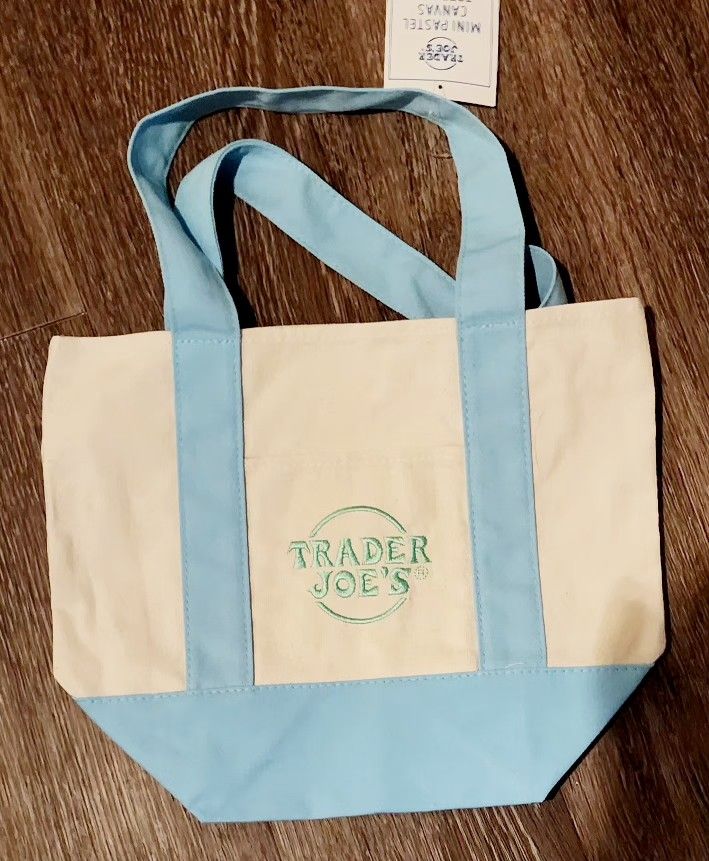 Trader Joe's Spring Tote Bag Nwt