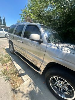 2002 GMC Yukon Denali