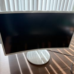 SAMSUNG 32 inch White Curved Monitor CF391
