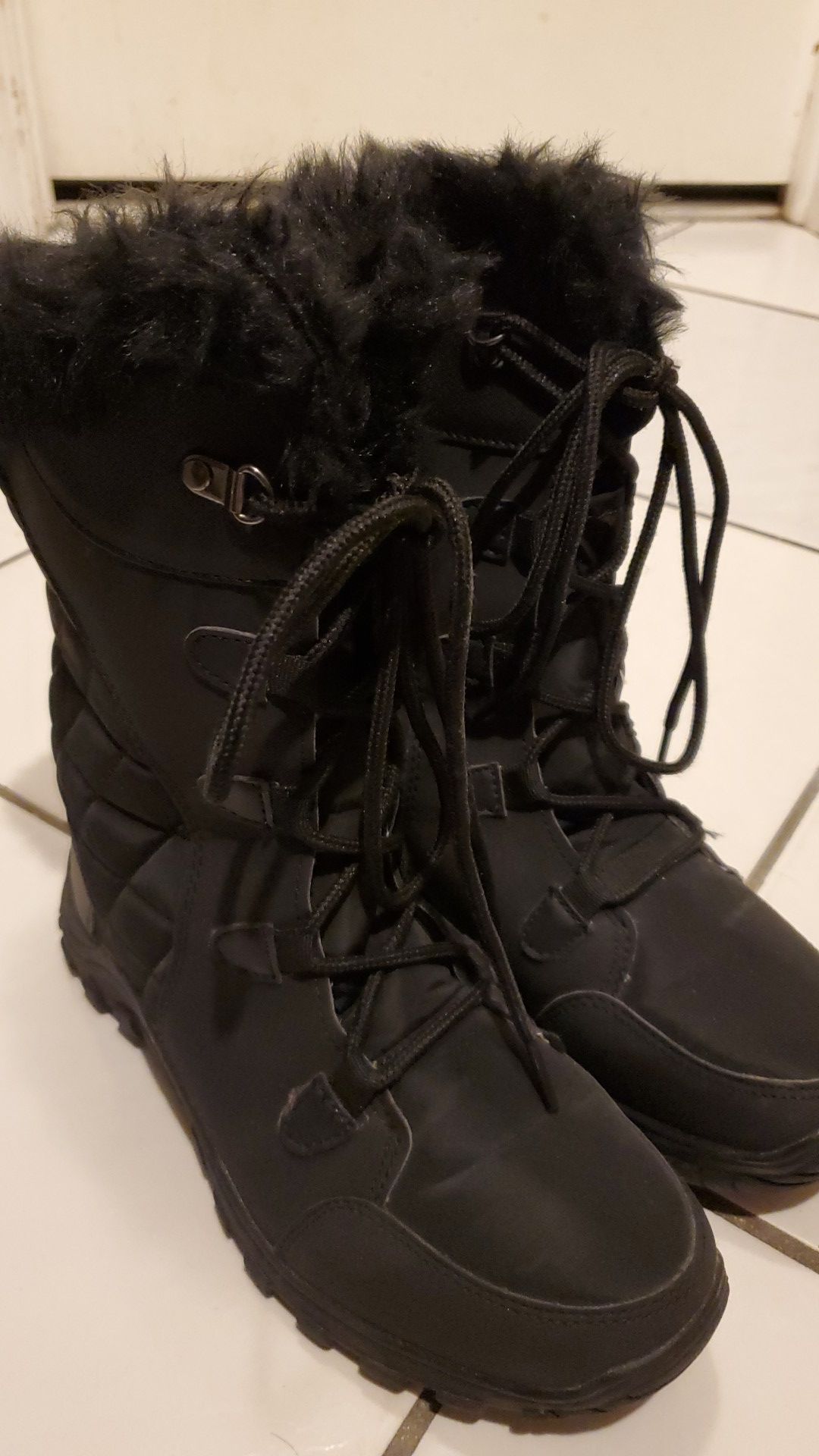 Polar Womens Lace up black snow boot
