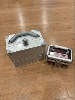 Eyelash kit and case