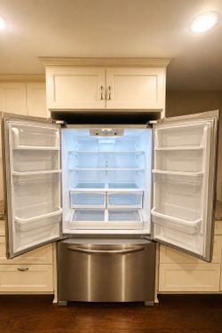KitchenAid 20 Cu Ft Counter-Depth Refrigerator – Clean & Works Great