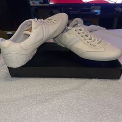 Men’s 13 LV Training  Shoes