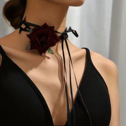 Rose Choker Necklace, New