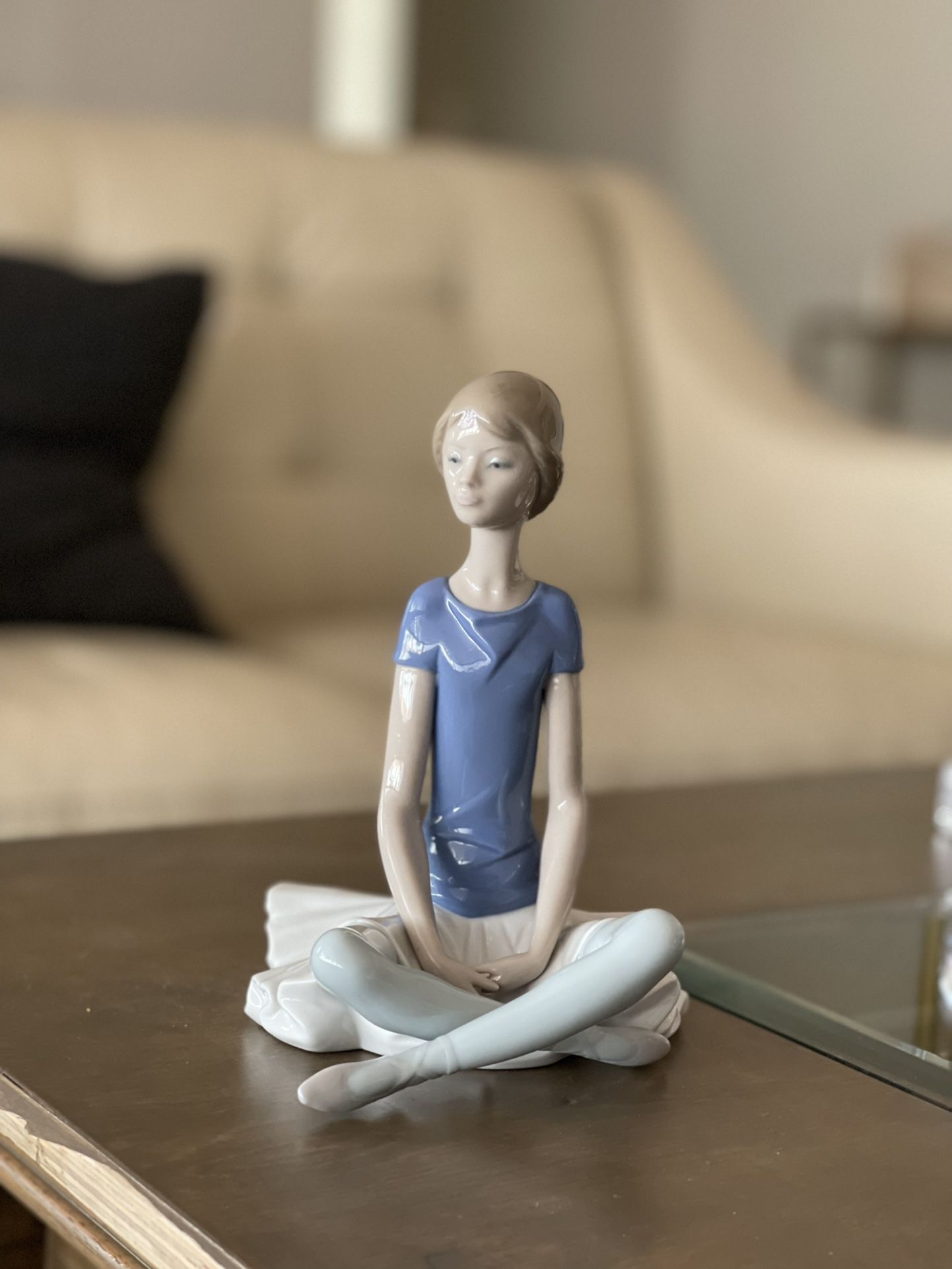 Lladro Sitting Ballerina Porcelain Figurine