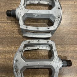 GT 9/16 Pedals Silver 