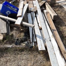 Tons Of Miscellaneous Recycled, Reclaimed Lumber