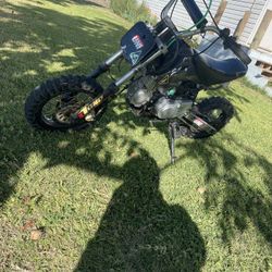 140cc ssr Dirtbike  