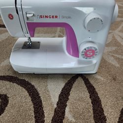 Singer Simple Sewing Machine