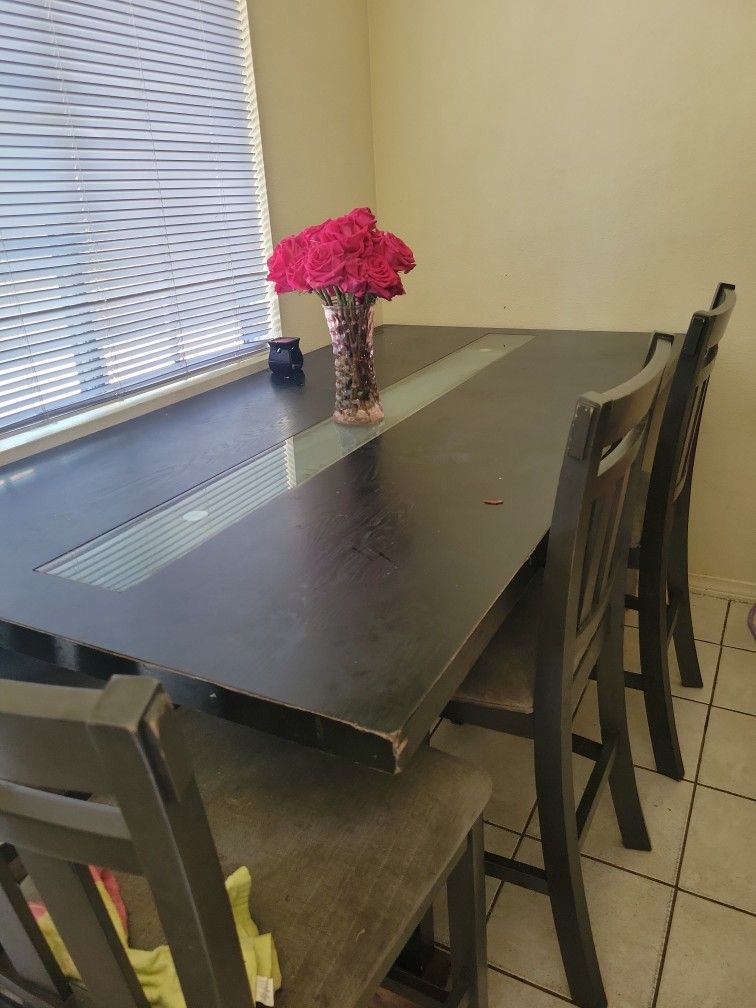 Free Table