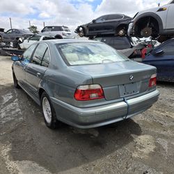 2001 BMW 525I E39 PARTING OUT PARTS FOR SALE 