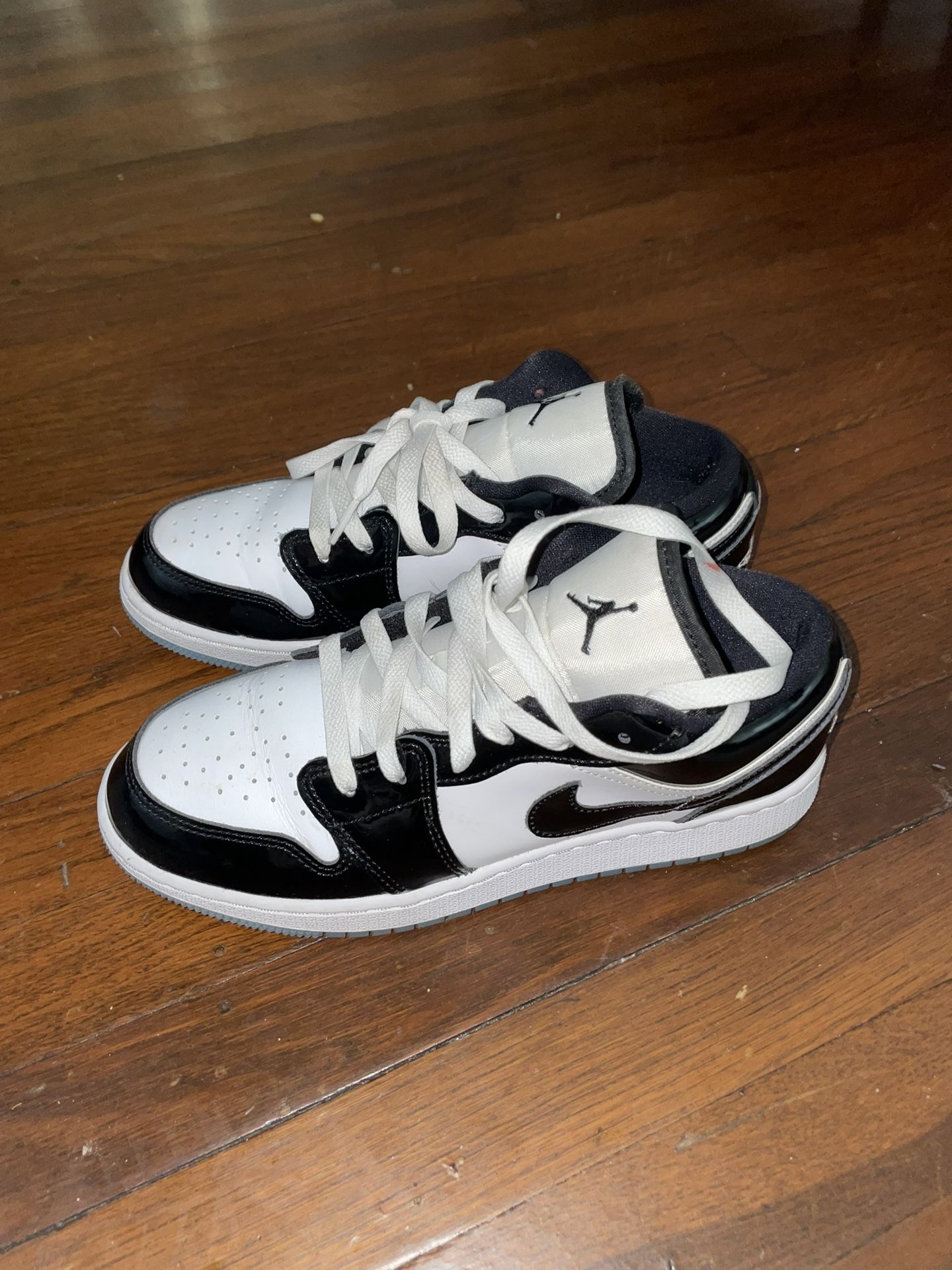 Size 6 Y