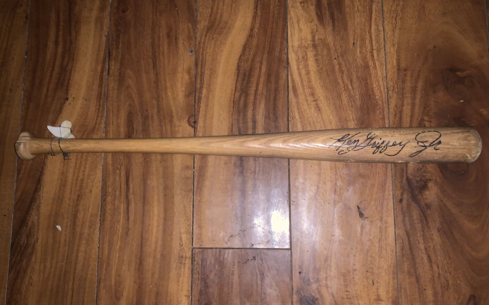 Autographed Ken Griffey JR Vintage Baseball Bat (1995)