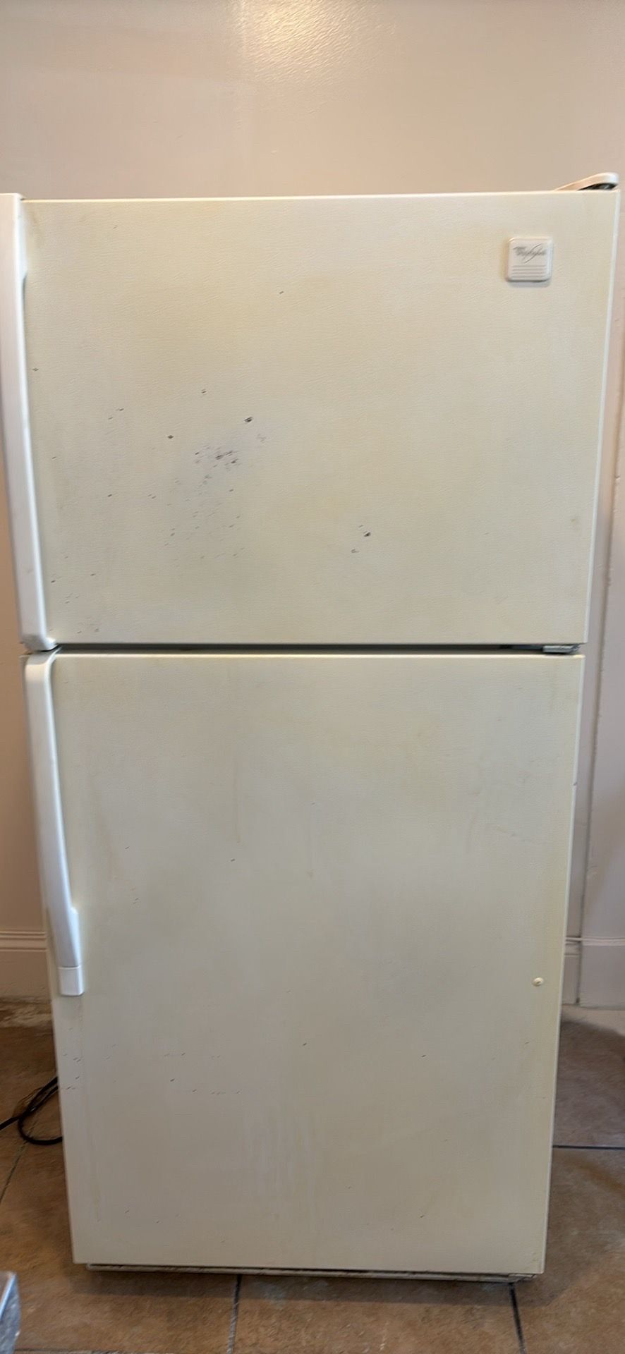 whirlpool Top freezer Refrigerator