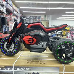 12V Kids ride on three wheeler with Rim lights