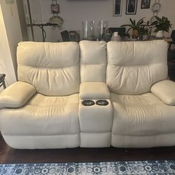 2 seater beige leather automatic recliner