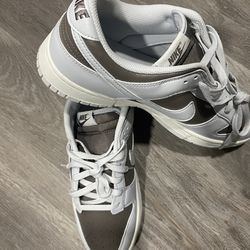 Men’s Nikes sz 12