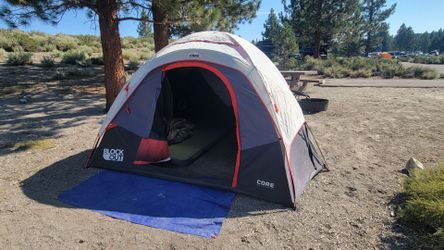 Black out tent