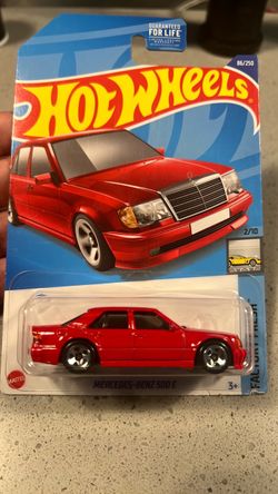 Hot Wheels Mercedes-Benz 500 E Die-Cast Car