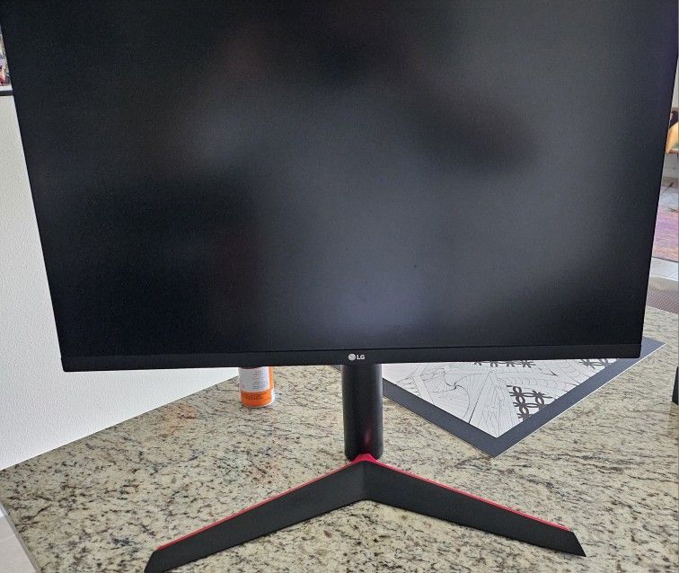 LG 27GL83A-B 1440p 144hz Gaming Monitor