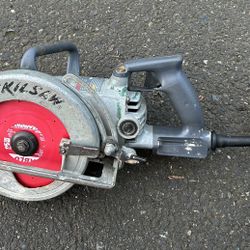 Skilsaw Worm drive Saw 7 1/4”