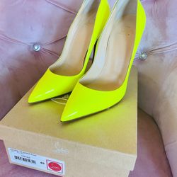 Christian Louboutin So Kate 120 Patent Fluo Patent Leather Pumps