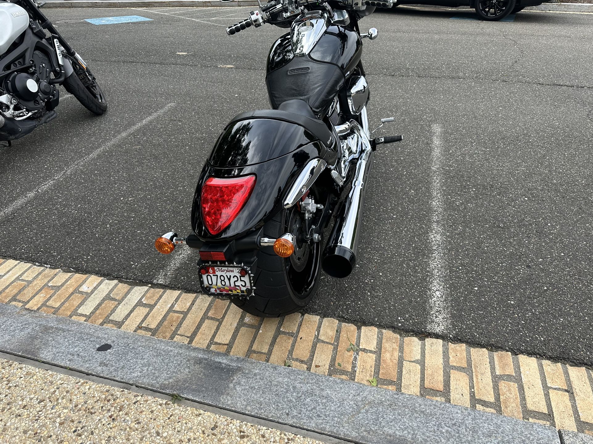 2011 Suzuki Boulevard 1 09R