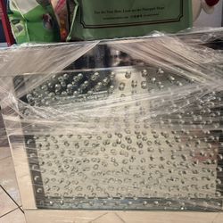 Beautiful Mirrored Decorative Table 