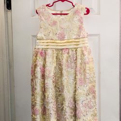 Little Girl Size 6 Dress 