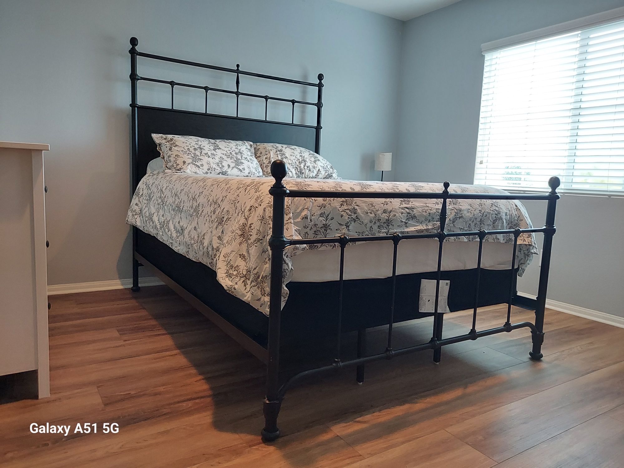 Magnolia Home Trellis Queen Panel Bed frame for Sale in Murrieta