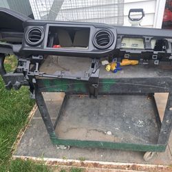 Parts Toyota Tacoma 2016-2023