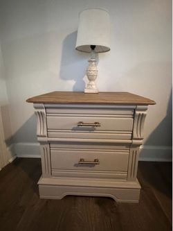 Night Stand/ Side Table