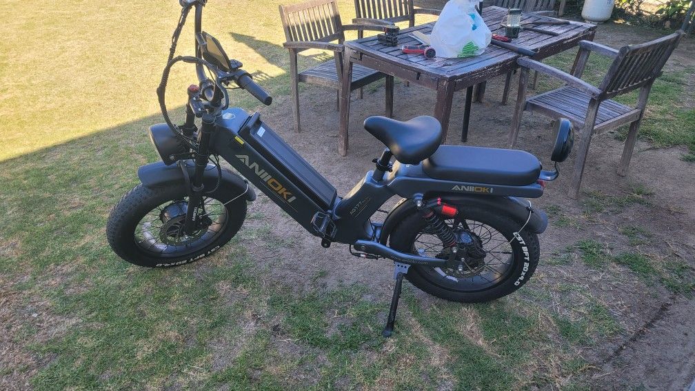 Anlloki E bike.