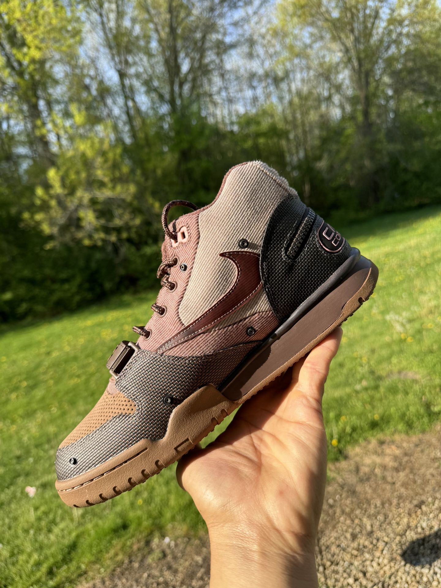 Travis Scott Air Trainer