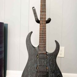 E. Rondon Guitars — 2024 Shredder “Night Camo